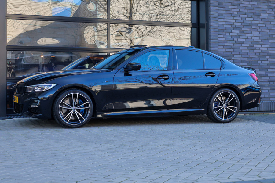 BMW 3-serie 330i M-Sport Business Edition Plus | NAP! | TOPSTAAT! | M-SPORT | PANO | LASER | MEMORY | H&K | CARBON INTERIEUR