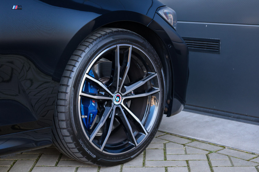 BMW 3-serie 330i M-Sport Business Edition Plus | NAP! | TOPSTAAT! | M-SPORT | PANO | LASER | MEMORY | H&K | CARBON INTERIEUR