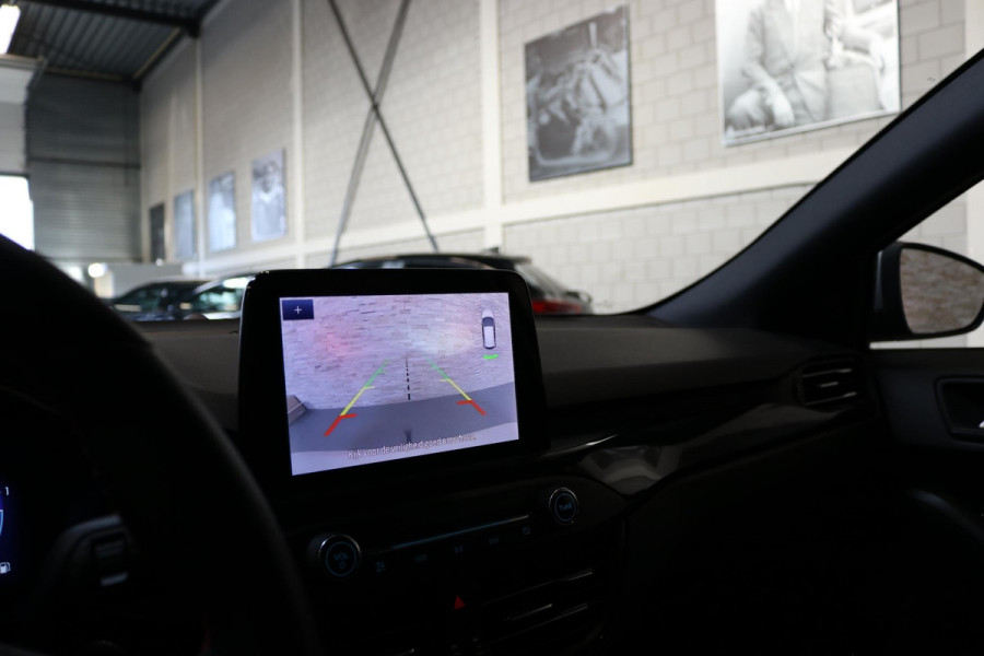 Ford FOCUS Wagon 1.0 EcoBoost Hybrid ST Line X Business