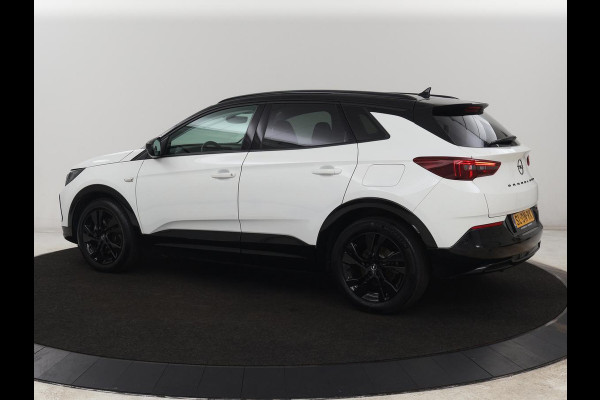 Opel Grandland X 1.6 Turbo Hybrid Business Executive | Stoelverwarming | Adaptive cruise | Camera | Carplay | Stuurverwarming | Navigatie | PHEV | Plug In