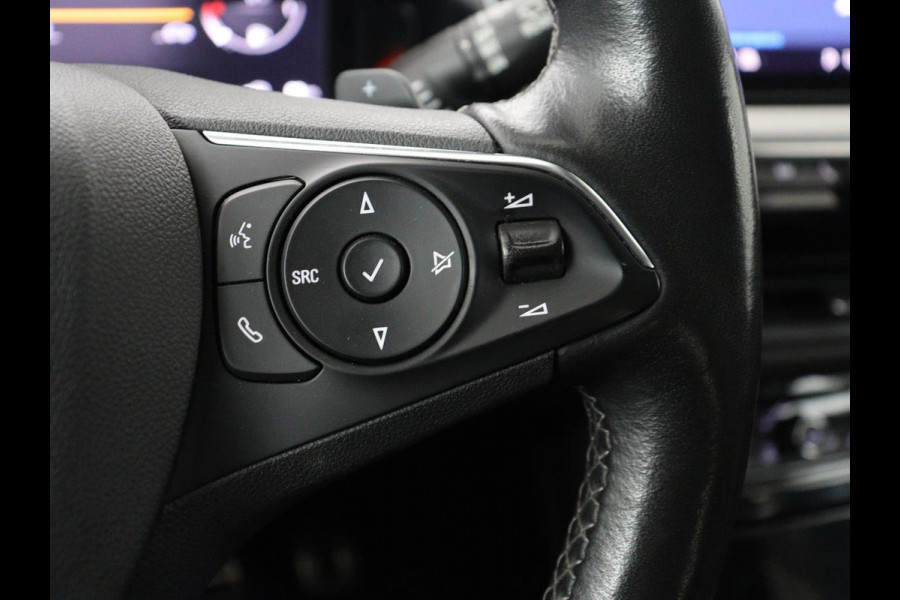 Opel Grandland X 1.6 Turbo Hybrid Business Executive | Stoelverwarming | Adaptive cruise | Camera | Carplay | Stuurverwarming | Navigatie | PHEV | Plug In