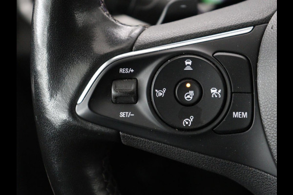 Opel Grandland X 1.6 Turbo Hybrid Business Executive | Stoelverwarming | Adaptive cruise | Camera | Carplay | Stuurverwarming | Navigatie | PHEV | Plug In