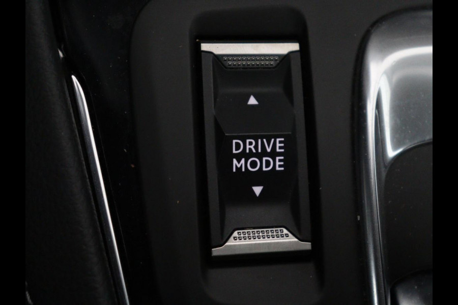 Opel Grandland X 1.6 Turbo Hybrid Business Executive | Stoelverwarming | Adaptive cruise | Camera | Carplay | Stuurverwarming | Navigatie | PHEV | Plug In