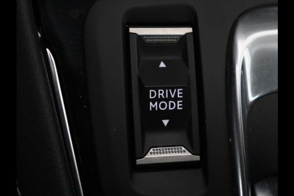 Opel Grandland X 1.6 Turbo Hybrid Business Executive | Stoelverwarming | Adaptive cruise | Camera | Carplay | Stuurverwarming | Navigatie | PHEV | Plug In