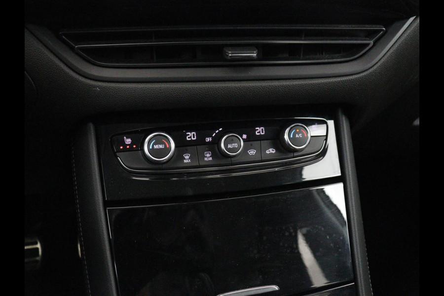 Opel Grandland X 1.6 Turbo Hybrid Business Executive | Stoelverwarming | Adaptive cruise | Camera | Carplay | Stuurverwarming | Navigatie | PHEV | Plug In