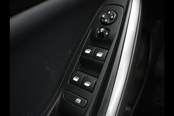 Opel Grandland X 1.6 Turbo Hybrid Business Executive | Stoelverwarming | Adaptive cruise | Camera | Carplay | Stuurverwarming | Navigatie | PHEV | Plug In