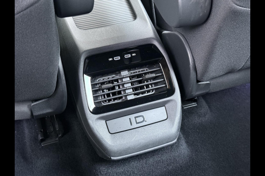 Volkswagen ID.4 GTX Advantage 4Motion 77 kWh VAN €32.900,- NU VOOR SLECHTS €29.877,- Uw LENTEVOORDEEL €3.023,-300PK | SOH 90% | WARMTEPOMP | 20 INCH | TREKHAK ELEKTRISCH UITKLAPBAAR | ACC CRUISE CONTROLE | STOEL + STUURWIELVERWARMING | MATRIX-LED-KOPLAMP (IQ.LIGHT) | RIJKLAAR GELEVERD MET 12 MND BOVAG GARANTIE