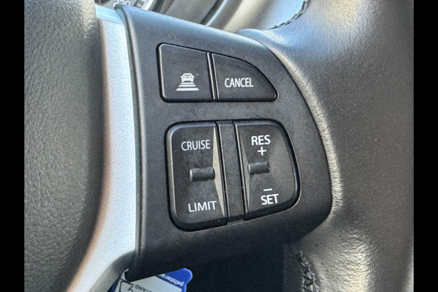 Suzuki Vitara 1.4 Boosterjet Select Smart Hybrid Adaptive cruise Climate control Stoelverwarming Parkeercamera Apple / Android