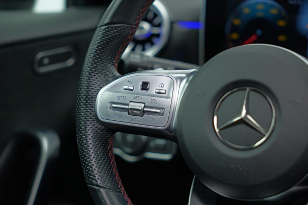 Mercedes-Benz A-Klasse A200 Launch Edition Premium Plus |Pano|Ambient|Carplay|AMG|