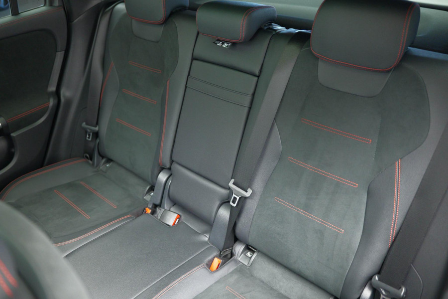 Mercedes-Benz GLA GLA 250e AMG Line |Pano|Memory|Ambient|Adaptive|