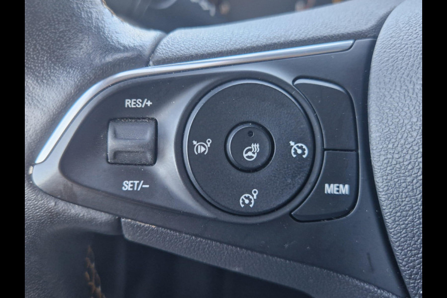 Opel Crossland X 1.2 Turbo Innovation Nette goed onderhouden auto | Climate control | Stoelverwarming | All-season banden | Navigatie | App-voorbereiding etc.