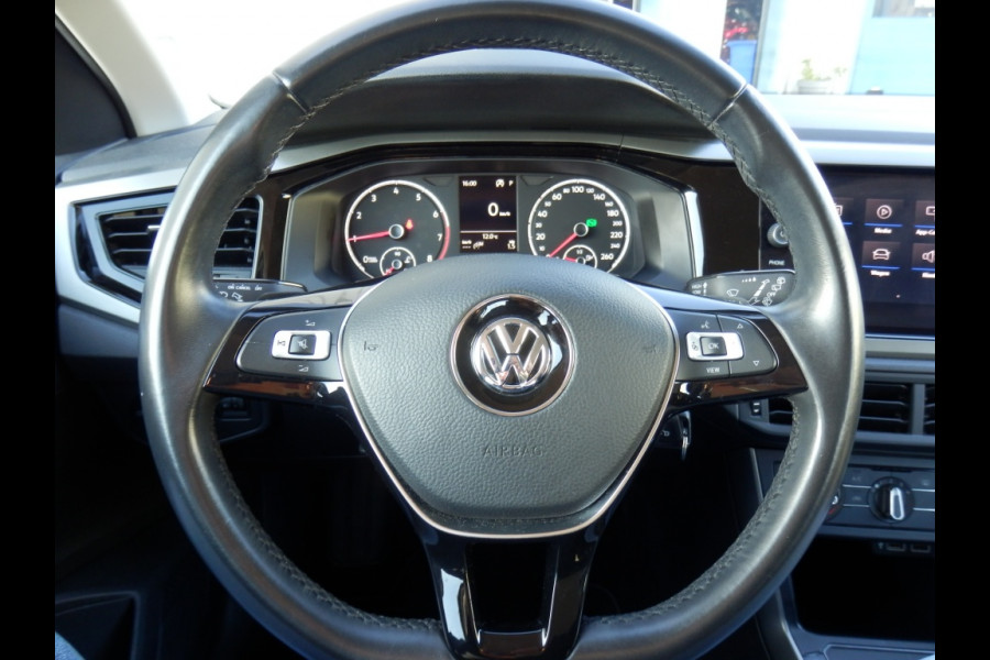 Volkswagen Polo TSI DSG Automaat | 5drs | Beats Audio | Apple Carpl/Andr. Auto