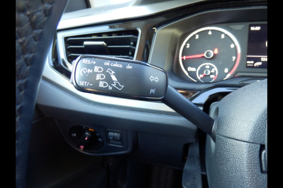 Volkswagen Polo TSI DSG Automaat | 5drs | Beats Audio | Apple Carpl/Andr. Auto