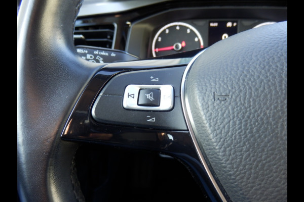 Volkswagen Polo TSI DSG Automaat | 5drs | Beats Audio | Apple Carpl/Andr. Auto