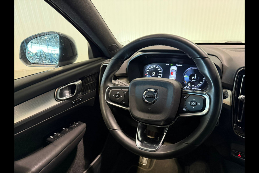 Volvo XC40 T4 Aut. Plug-in Hybrid Plus Dark ACC Stoelverwarming 211pk
