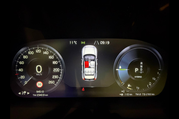 Volvo XC40 T4 Aut. Plug-in Hybrid Plus Dark ACC Stoelverwarming 211pk