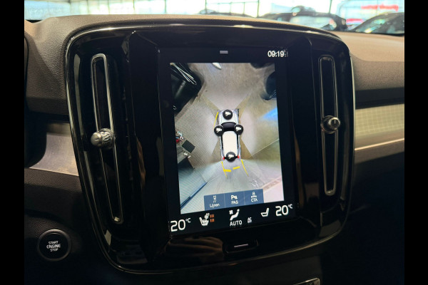 Volvo XC40 T4 Aut. Plug-in Hybrid Plus Dark ACC Stoelverwarming 211pk