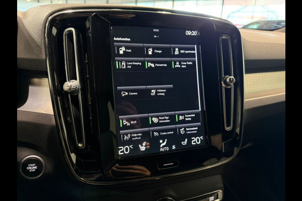 Volvo XC40 T4 Aut. Plug-in Hybrid Plus Dark ACC Stoelverwarming 211pk