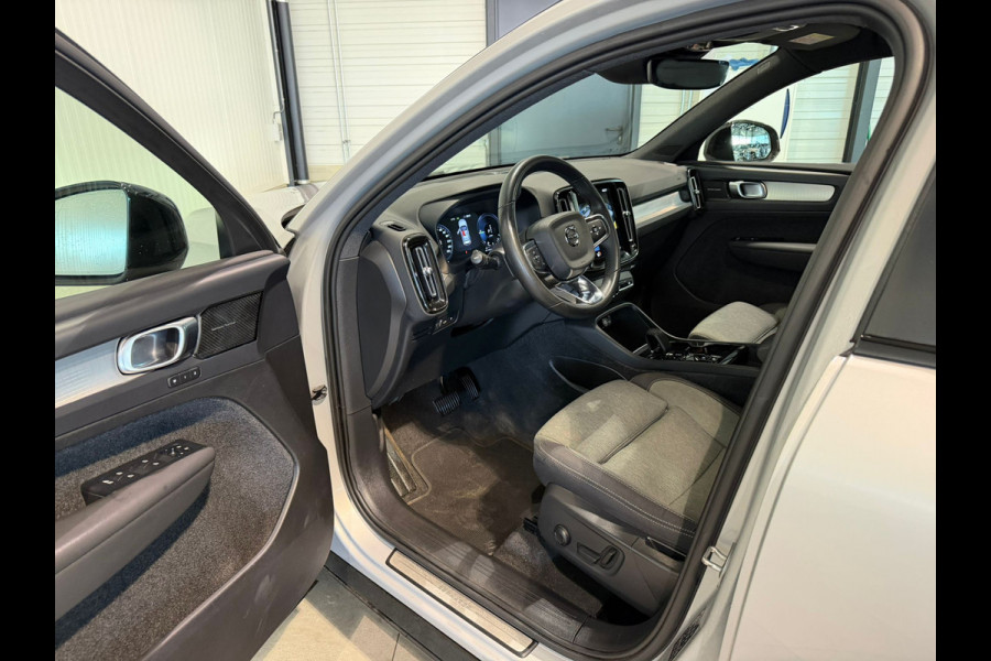 Volvo XC40 T4 Aut. Plug-in Hybrid Plus Dark ACC Stoelverwarming 211pk