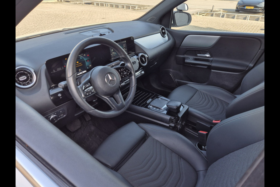 Mercedes-Benz B-Klasse 200d Automaat Navi Camera Leder 1Ste Eigenaar