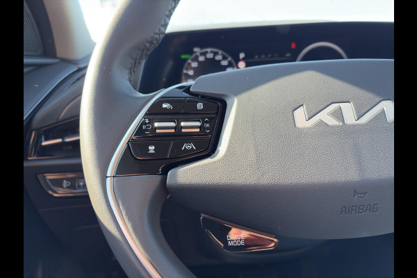 Kia Niro 1.6 GDi PHEV DynamicLine Automaat | Camera | Cruise | Sensoren | Apple Carplay & Android Auto | Navi |
