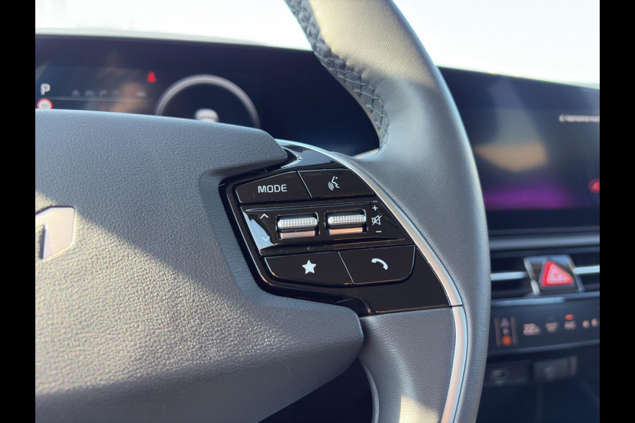 Kia Niro 1.6 GDi PHEV DynamicLine Automaat | Camera | Cruise | Sensoren | Apple Carplay & Android Auto | Navi |