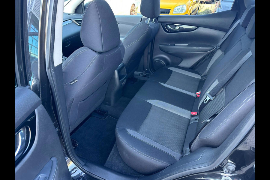 Nissan QASHQAI 1.3 DIG-T N-Connecta Panoramadak! Stoelverw! Automaat! Weinig KM!