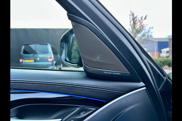 BMW 5 Serie Touring 530i xDrive High Executive , Pano,