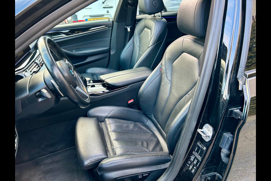 BMW 5 Serie Touring 530i xDrive High Executive , Pano,