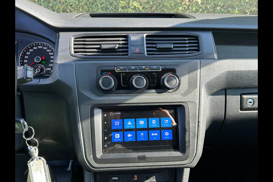 Volkswagen Caddy 2.0TDI L1H1 BMT Carplay Airco Automaat Trekhaak AudiStitch !!NIEUWBINNEN!!