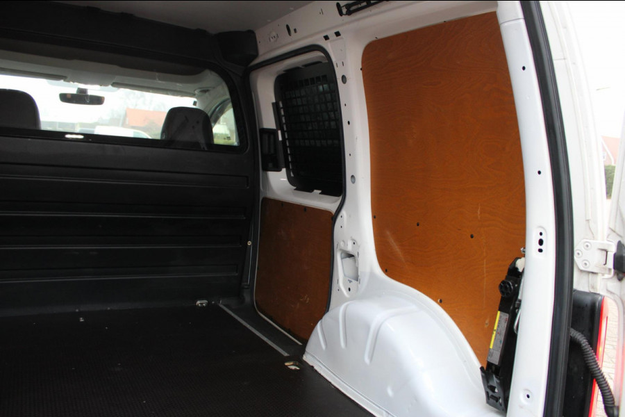 Volkswagen Caddy 2.0TDI L1H1 BMT Carplay Airco Automaat Trekhaak AudiStitch !!NIEUWBINNEN!!