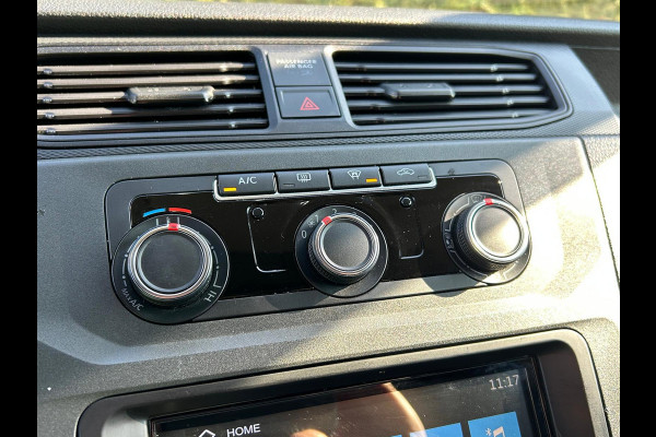 Volkswagen Caddy 2.0TDI L1H1 BMT Carplay Airco Automaat Trekhaak AudiStitch !!NIEUWBINNEN!!