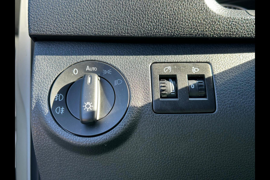 Volkswagen Caddy 2.0TDI L1H1 BMT Carplay Airco Automaat Trekhaak AudiStitch !!NIEUWBINNEN!!