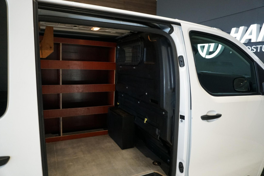 Toyota ProAce Worker 2.0 D-4D Navigator + CAMERA / DODEHOEK