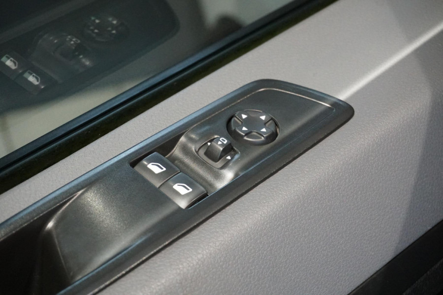 Toyota ProAce Worker 2.0 D-4D Navigator + CAMERA / DODEHOEK