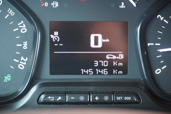 Toyota ProAce Worker 2.0 D-4D Navigator + CAMERA / DODEHOEK