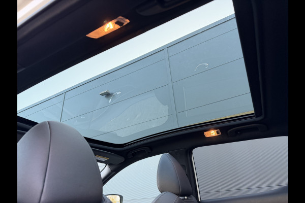 Nissan QASHQAI 160pk N-Tec (Trekhaak - Panoramadak - 360gr Camera - Parkeersensoren V+A - Keyless Entry - LED - 19"Zwart)