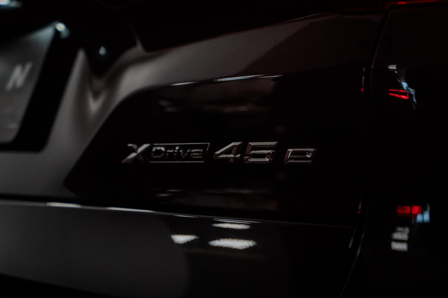 BMW X5 xDrive45e Executive M-Sport Laser|Pano|Memory|360º|Leder|Luchtvering