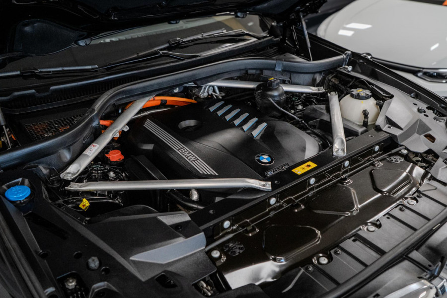 BMW X5 xDrive45e Executive M-Sport Laser|Pano|Memory|360º|Leder|Luchtvering