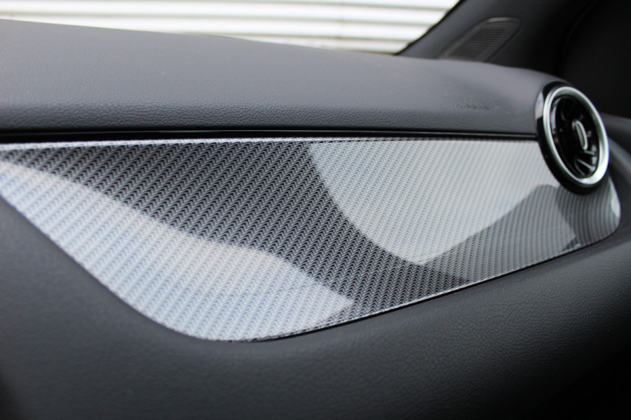 Mercedes-Benz B-Klasse 180 Business Solution AMG | Camera | Stoelverwarming | Dealer Onderhouden | Wide Screen