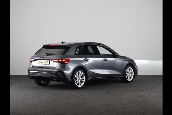 Audi A3 Sportback 40 TFSI e S edition 204pk S-tronic | Verlengde garantie | Navigatie | Parkeersensoren (Park assist) | Adaptieve cruise control | Stoelverwarming | S-Line |