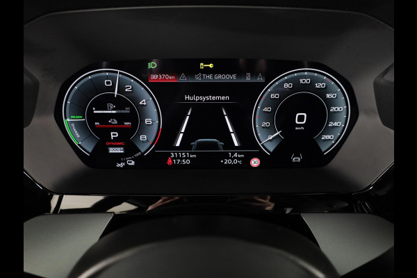 Audi A3 Sportback 40 TFSI e S edition 204pk S-tronic | Verlengde garantie | Navigatie | Parkeersensoren (Park assist) | Adaptieve cruise control | Stoelverwarming | S-Line |