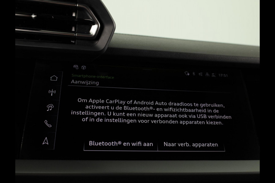 Audi A3 Sportback 40 TFSI e S edition 204pk S-tronic | Verlengde garantie | Navigatie | Parkeersensoren (Park assist) | Adaptieve cruise control | Stoelverwarming | S-Line |