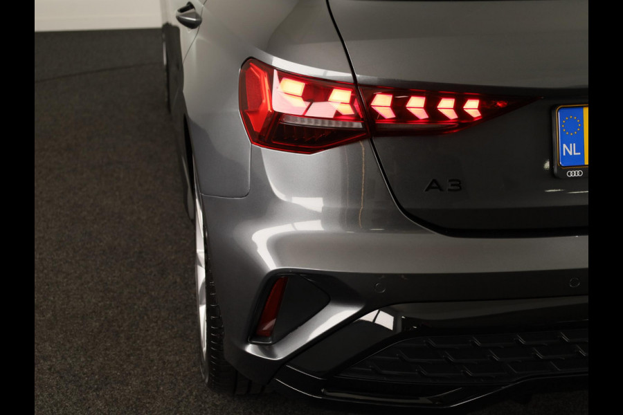 Audi A3 Sportback 40 TFSI e S edition 204pk S-tronic | Verlengde garantie | Navigatie | Parkeersensoren (Park assist) | Adaptieve cruise control | Stoelverwarming | S-Line |