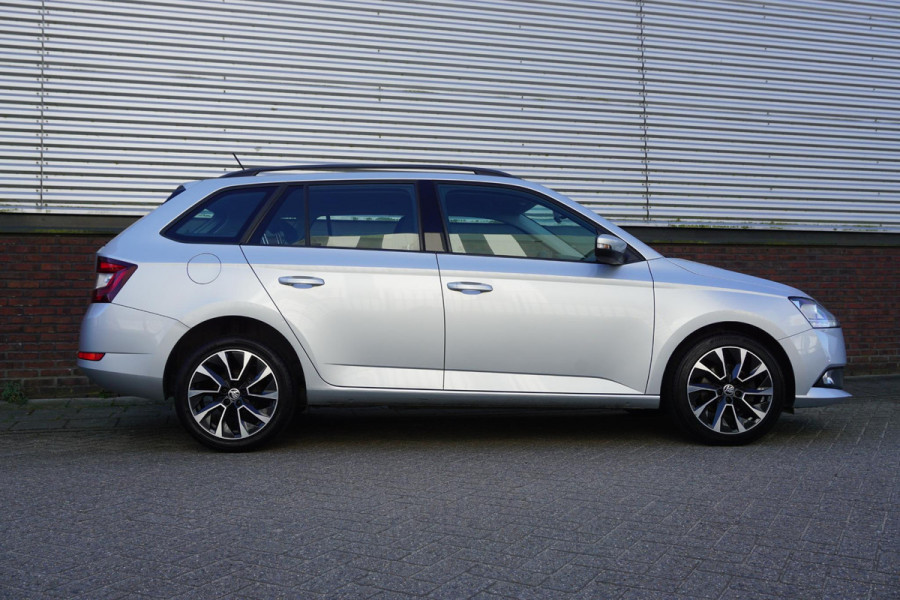 Škoda Fabia Combi 1.0 TSI Business Edition/Trekhaak/Navigatie/ Travel Pakket.