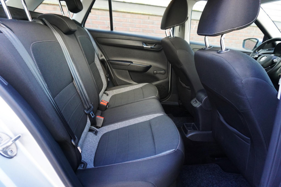 Škoda Fabia Combi 1.0 TSI Business Edition/Trekhaak/Navigatie/ Travel Pakket.