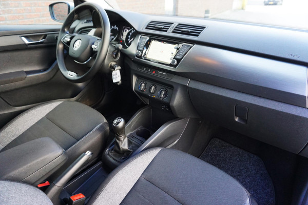 Škoda Fabia Combi 1.0 TSI Business Edition/Trekhaak/Navigatie/ Travel Pakket.