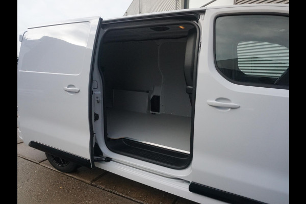 Opel Vivaro Electric L3 75 kWh | STX Sport | Lederen bekleding | Spoilerpakket | 18 inch Lichtmetalen velgen | Rondom Camera's | Mooiste bus van NL (!)