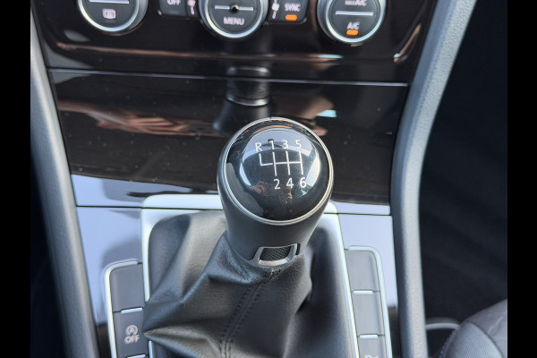 Volkswagen Golf 1.0 TSI Navi CarPlay ACC Clima Stoelverw 18''