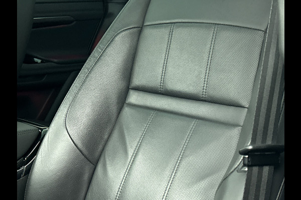 Land Rover Range Rover Evoque 2.0 P250 AWD R-Dynamic SE (Dealer OndH, Panorama, Stoel+StuurV, Camera, Navi, PDC V+A, Keyless, Etc)